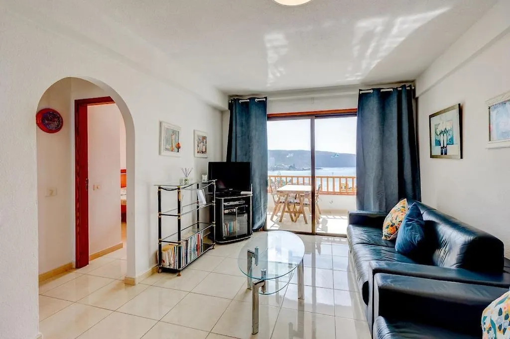 Ocean View 2Bedroom Apartment In Los Cristianos, Heated Pool, 3 Minutes To Beach Los Cristianos  Los Cristianos (Tenerife)