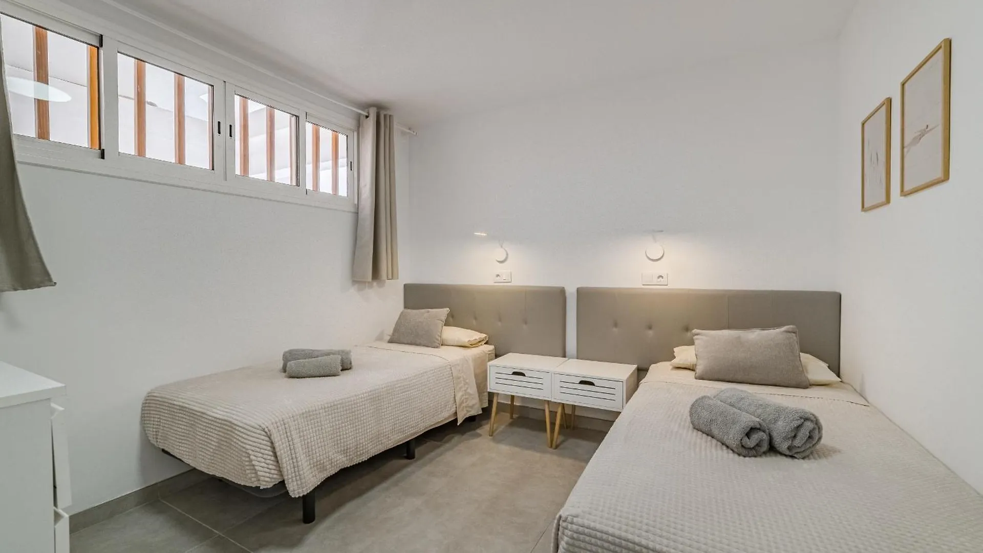 Ocean View 2Bedroom Apartment In Los Cristianos, Heated Pool, 3 Minutes To Beach Los Cristianos   Los Cristianos (Tenerife)